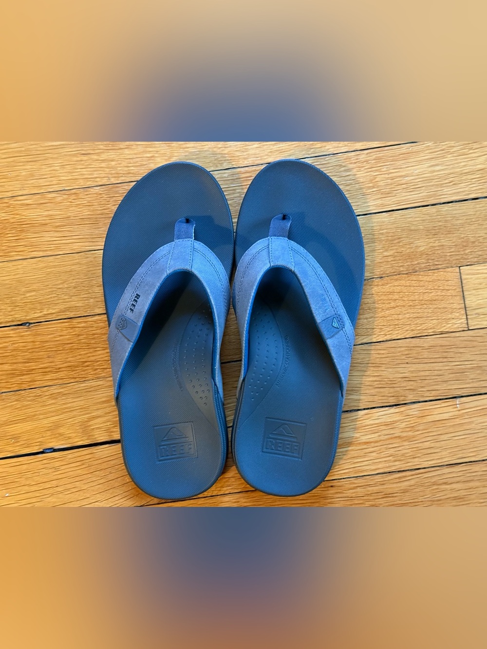 NWOT Reef Men’s Cushion Spring Flip Flops size 10 Gray